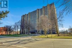 609 - 966 INVERHOUSE DRIVE  Mississauga, ON L5J 4B6