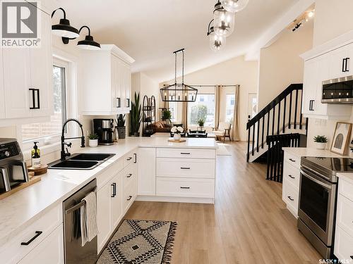 104 Parkview Place, Shellbrook, SK - Indoor Photo Showing Kitchen With Double Sink With Upgraded Kitchen