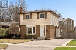 168 GREEN VALLEY DRIVE  Kitchener, ON N2P 1C4