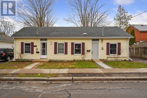 387 / 389 JOHN STREET  Cobourg, ON K9A 3T4