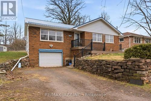 194 ST LAWRENCE STREET W  Centre Hastings, ON K0K 2K0