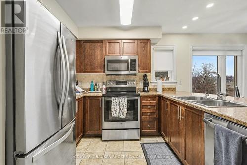 60 Mayflower Private, Ottawa, ON - Indoor Photo Showing Kitchen With Double Sink
