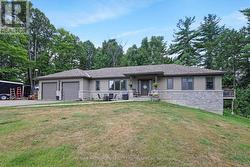 2457 BURNSTOWN ROAD Mcnab/Braeside, ON K7V 3Z4