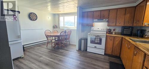 98 Main Road, Brookside, NL - Indoor Photo Showing Kitchen