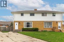 164 Timmins CRESCENT Chatham, ON N7L 2J7