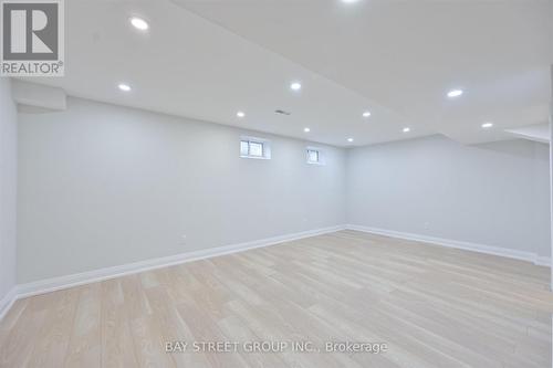 143 Badgerow Way, Aurora, ON - Indoor