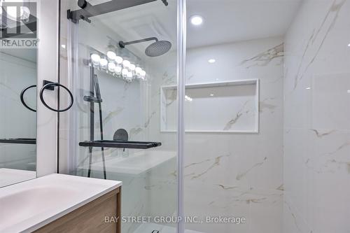 143 Badgerow Way, Aurora, ON - 