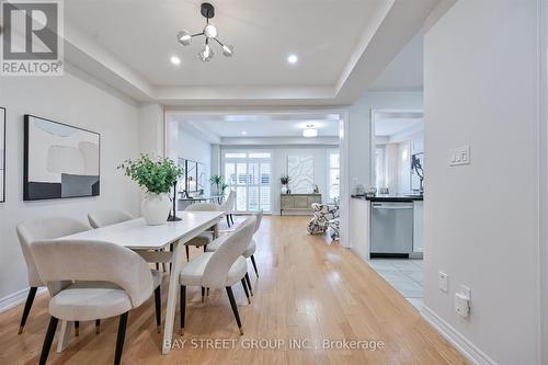 143 Badgerow Way, Aurora, ON - Indoor Photo Showing Dining Room