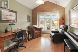 2ND BEDROOM / DEN... - 
