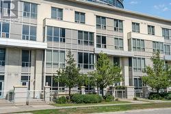 TH122 - 38 LEE CENTRE DRIVE Toronto, ON M1H 3J7