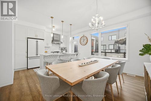 110 Huguenot Road, Oakville, ON - Indoor