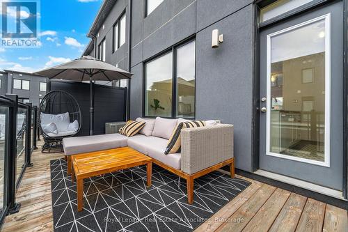 110 Huguenot Road, Oakville, ON - Outdoor With Exterior