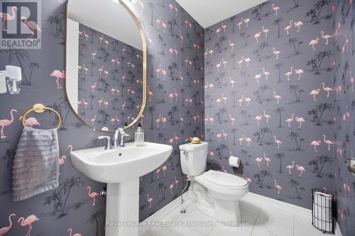 110 Huguenot Road, Oakville, ON - Indoor Photo Showing Bathroom