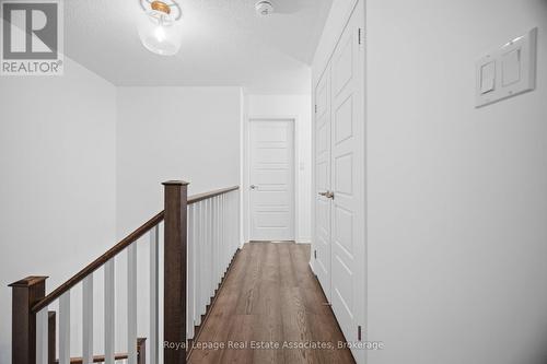 110 Huguenot Road, Oakville, ON - Indoor Photo Showing Other Room
