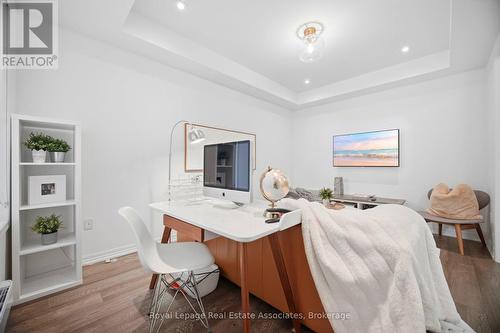 110 Huguenot Road, Oakville, ON - Indoor