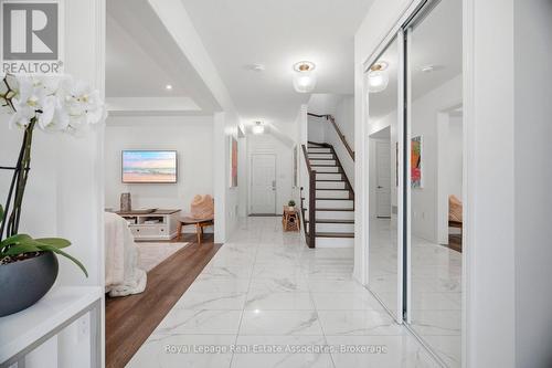 110 Huguenot Road, Oakville, ON - Indoor Photo Showing Other Room