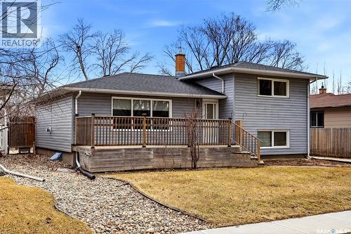 25 Knowles Crescent, Regina, SK - Outdoor With Deck Patio Veranda
