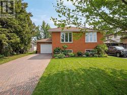 3915 MacMillan Drive  Val Caron, ON P3N 1H9