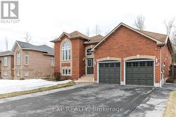 30 CHERRY SANDS CRESCENT Wasaga Beach, ON L9Z 1P5