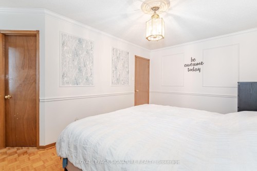 4426 Weeping Willow Drive, Mississauga, ON - Indoor Photo Showing Bedroom