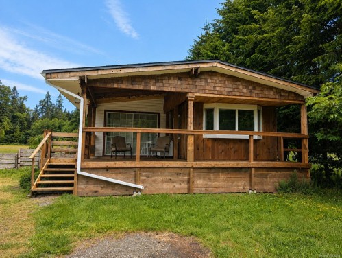 1430 Phye Pl, Sayward, BC 