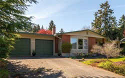 1700 Glen Rd Cowichan Bay, BC V0R 1N1