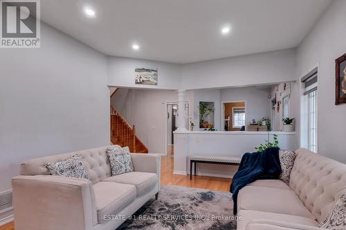 7448 Village Walk, Mississauga, ON - Indoor