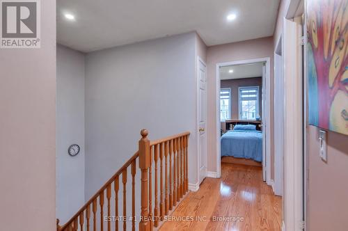 7448 Village Walk, Mississauga, ON - Indoor Photo Showing Other Room