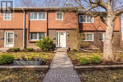 102 - 121 UNIVERSITY AVENUE E  Waterloo, ON N2J 4J1