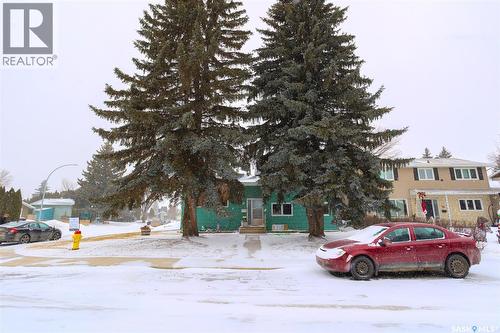 60 Clark Crescent, Saskatoon, SK - Outdoor