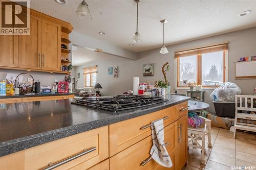 60 Clark Crescent, Saskatoon, SK - Indoor Photo Showing Kitchen