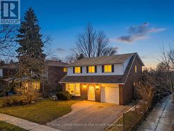 211 CHARTLAND BOULEVARD S  Toronto, ON M1S 2S4