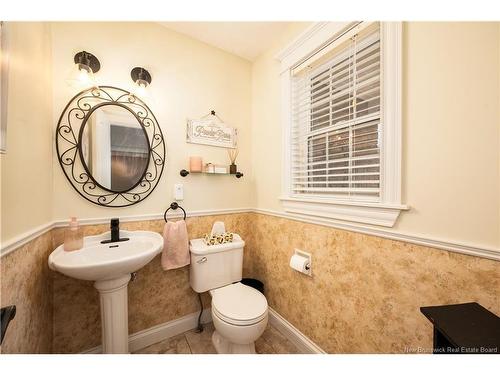 12 Highgate Crt, Riverview, NB 