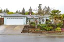 8008 Glenhurst Dr North, Crofton, BC 