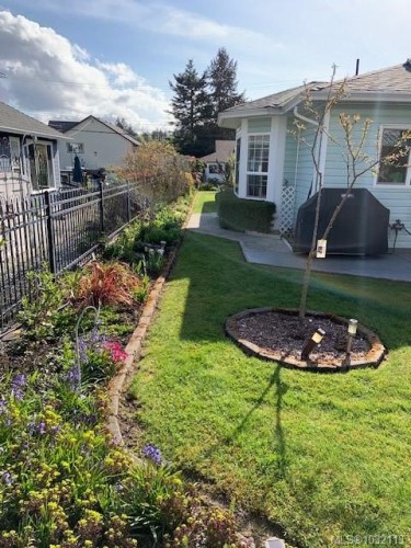 8008 Glenhurst Dr North, Crofton, BC 