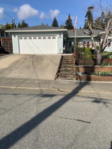 8008 Glenhurst Dr North, Crofton, BC 