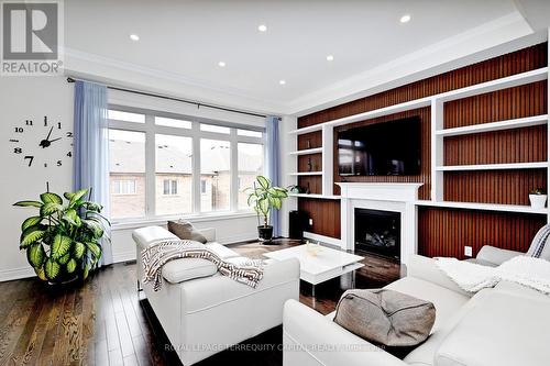 22 Walter Tunny Crescent, East Gwillimbury, ON - Indoor Photo Showing Living Room With Fireplace