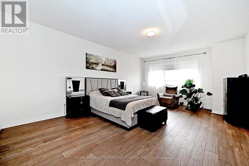 22 Walter Tunny Crescent, East Gwillimbury, ON - Indoor Photo Showing Bedroom
