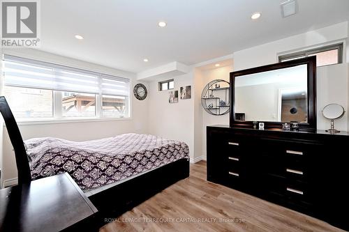 22 Walter Tunny Crescent, East Gwillimbury, ON - Indoor Photo Showing Bedroom