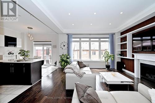 22 Walter Tunny Crescent, East Gwillimbury, ON - Indoor With Fireplace