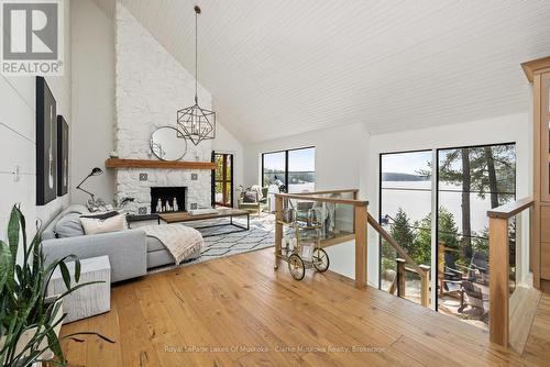 9 - 1184 Mortimer'S Point Road, Muskoka Lakes (Medora), ON - Indoor Photo Showing Living Room With Fireplace