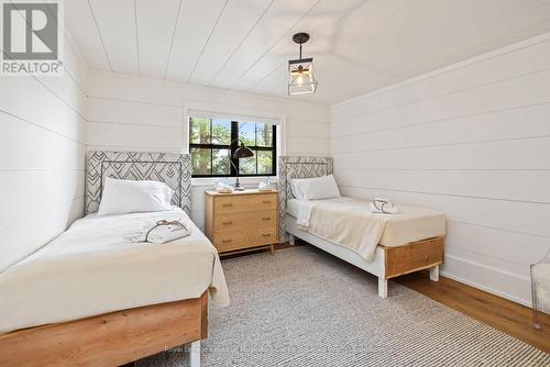 9 - 1184 Mortimer'S Point Road, Muskoka Lakes (Medora), ON - Indoor Photo Showing Bedroom