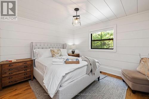 9 - 1184 Mortimer'S Point Road, Muskoka Lakes (Medora), ON - Indoor Photo Showing Bedroom