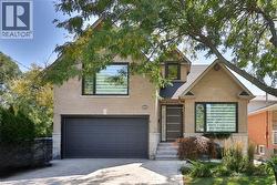 880 6TH Street  Mississauga, ON L5E 1N6
