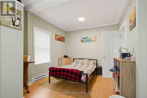 12 Albert Road, Quinte West (Frankford Ward), ON - Indoor Photo Showing Bedroom