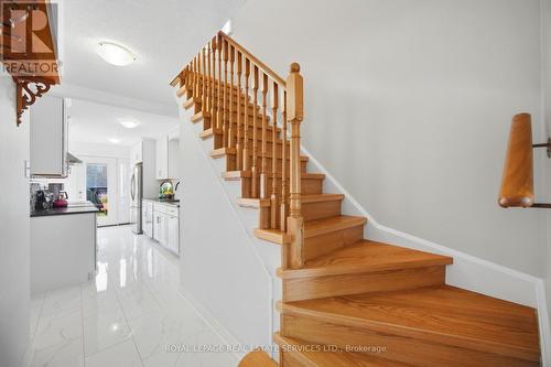 5593 Palmerston Crescent, Mississauga, ON - Indoor Photo Showing Other Room