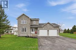 36 FRONTENAC BOULEVARD Russell, ON K0A 1W0