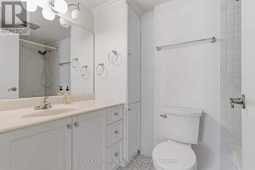 411 - 2871 Richmond Road, Ottawa, ON - Indoor Photo Showing Bathroom