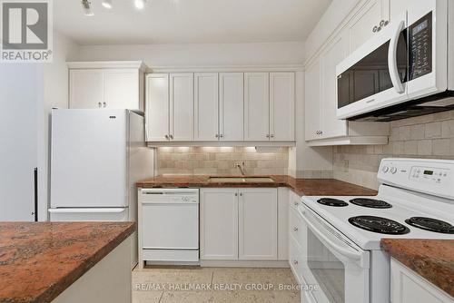 411 - 2871 Richmond Road, Ottawa, ON - Indoor Photo Showing Kitchen