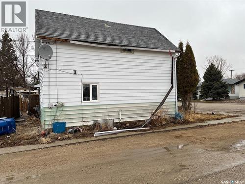 138 1St Avenue E, Montmartre, SK - Outdoor